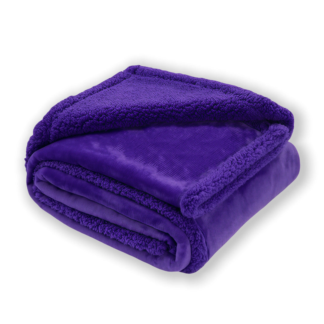 CozyGuard Waterproof Sherpa Fleece Blanket – Plush Pet & Furniture Protector